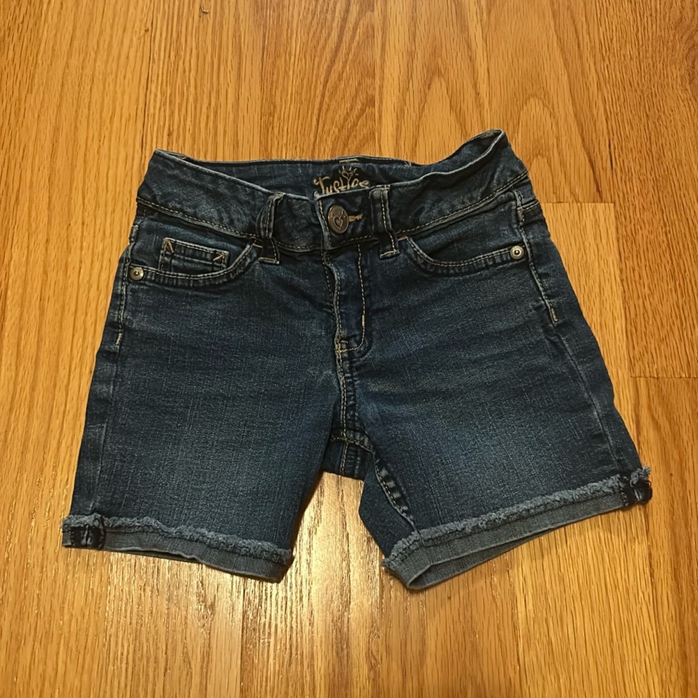 Justice jean shorts, size kids 8